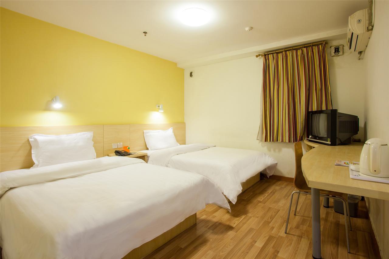 7Days Inn Qingdao Development Zone Jinshatan Oda fotoğraf